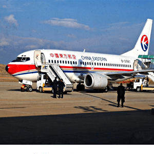 韶关丹霞机场货运航空快运业稳步发展的原因是什么？